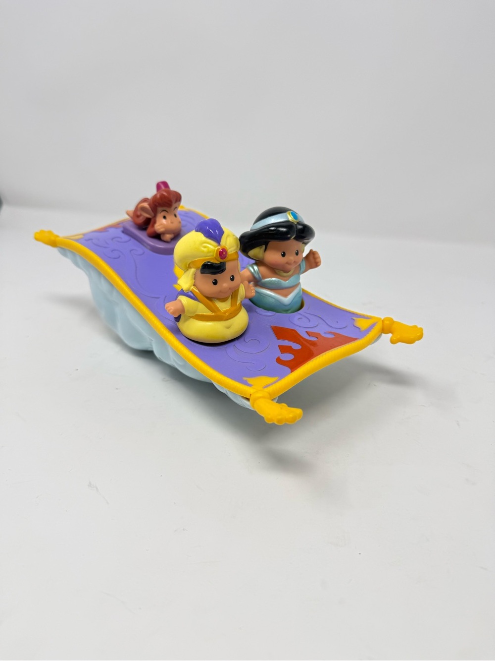 Fisher Price Little People Disney Aladdin Musical Magic Carpet